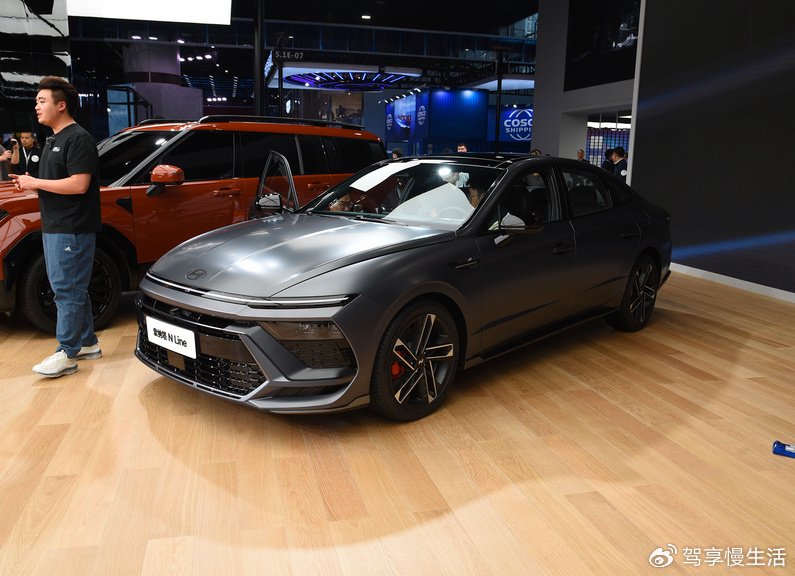 2023广州车展 全新胜达太赛博了