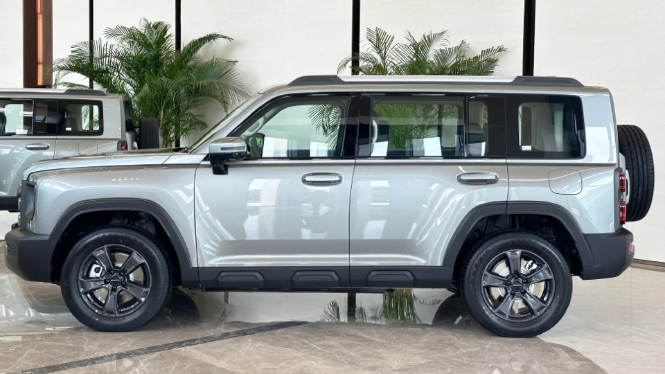 综合油耗百公里1.15L,带差速锁的哈弗猛龙真的要让越野不再小众