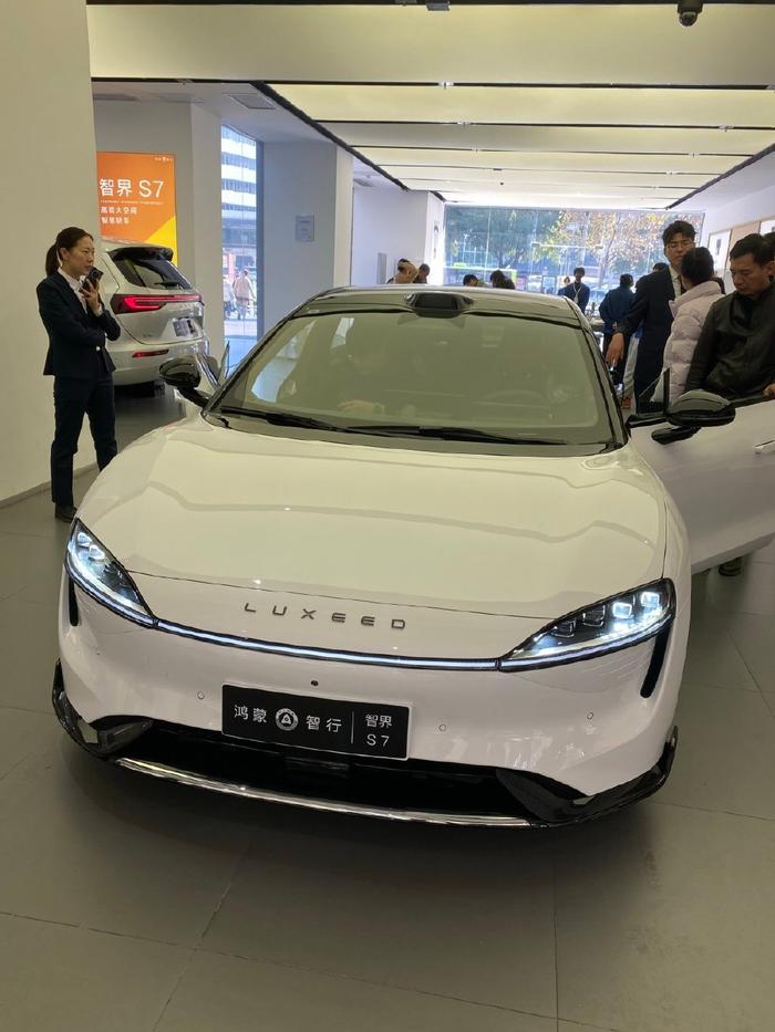 奇瑞高管回应:奇瑞与华为正全力推进智界S7交付