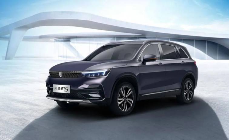 水滴汽车“后浪繁星计划”启幕,培育汽车原生内容新势力