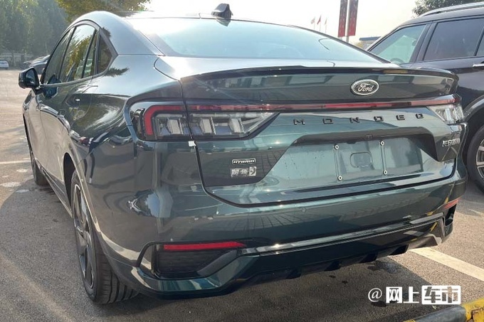 配2.0T混动系统 福特蒙迪欧运动版官图发布