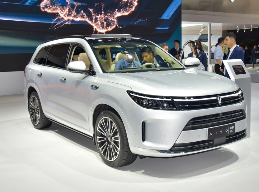 李斌：乐道明年推第2款车型 第三品牌首款车型明年上半年交付