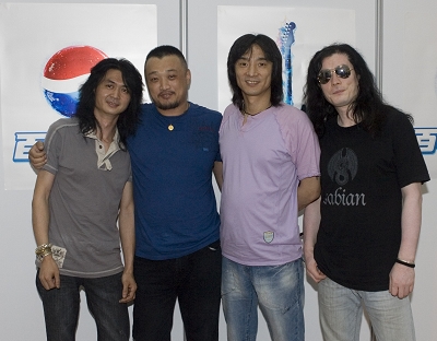 【盖世早报】宁德时代入股智己汽车；大众中国前CEO将接任极星汽车董事会主席