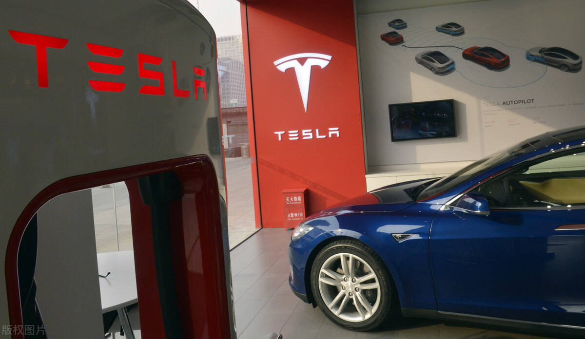 【国际快讯】特斯拉AI和Autopilot团队招人;Lucid裁员;特斯拉上海工厂被曝减产