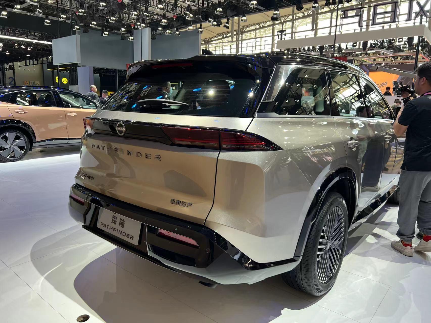 21.98万起 东风日产探陆两驱6座新版本上市