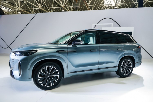 12.99万起,风云T9要在SUV市场扳回一局