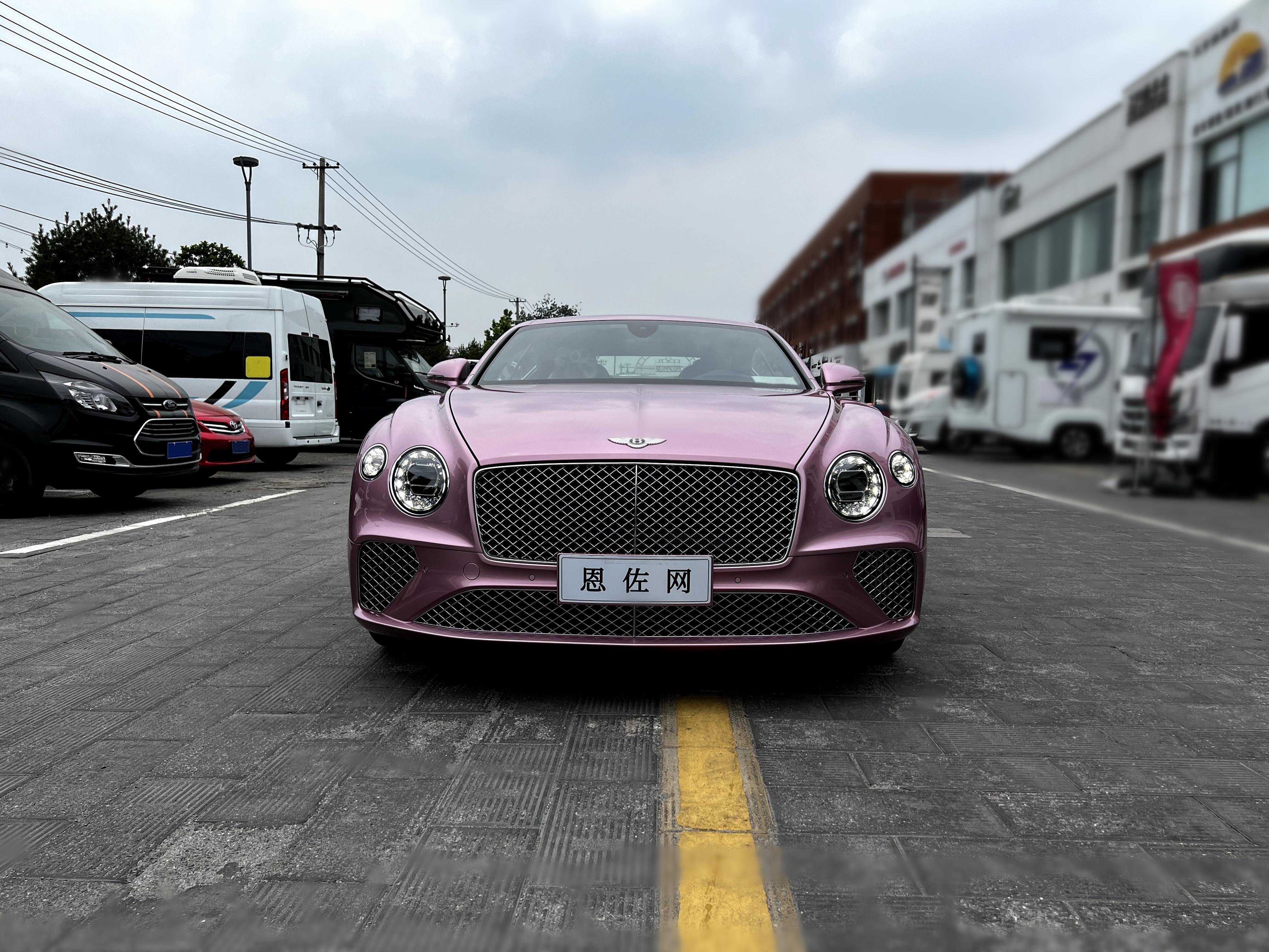 宾利全新欧陆GT极致版 搭载V8高性能插混动力