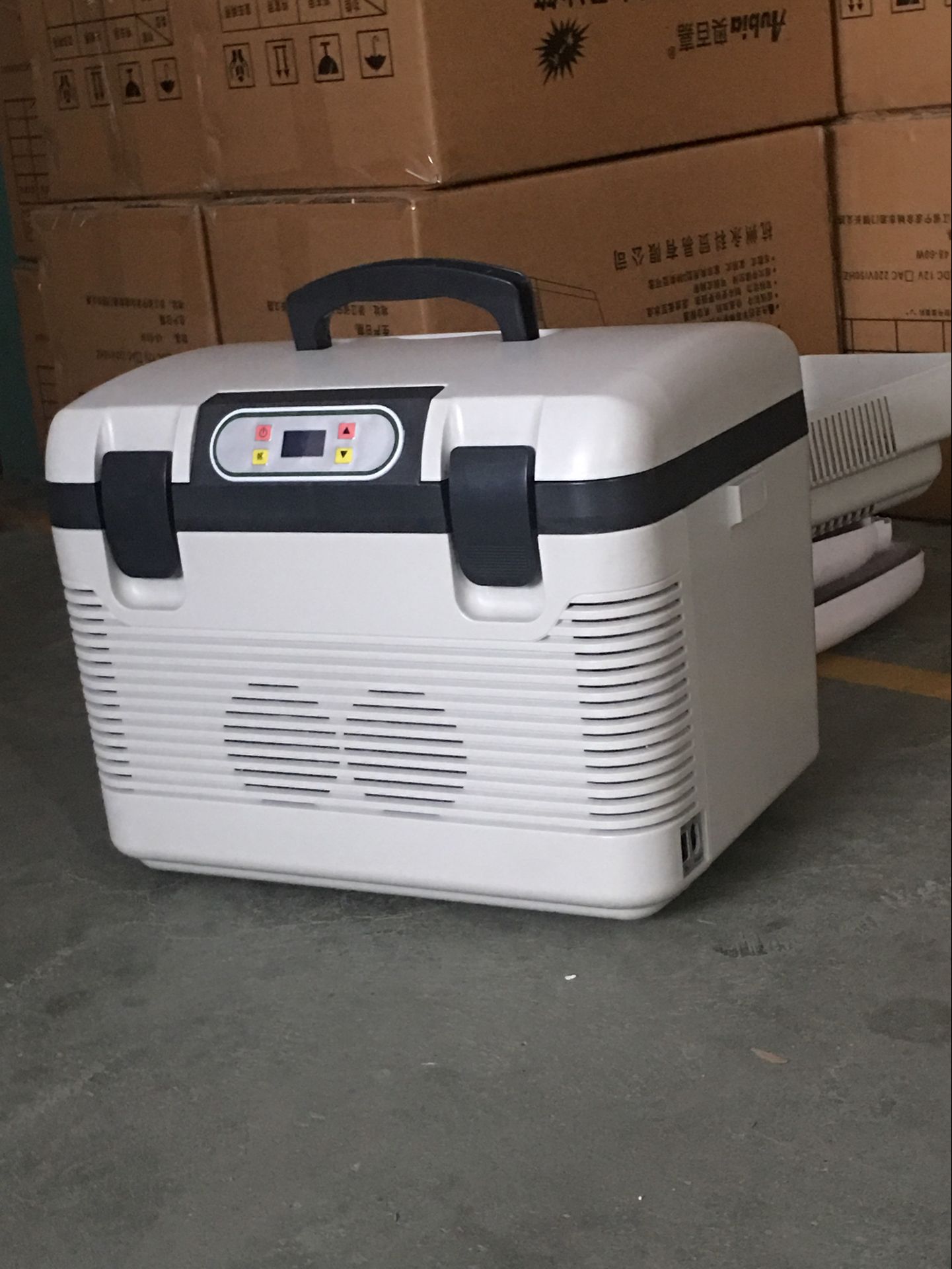 盖茨电子:车载冰箱的场景化创新势在必行