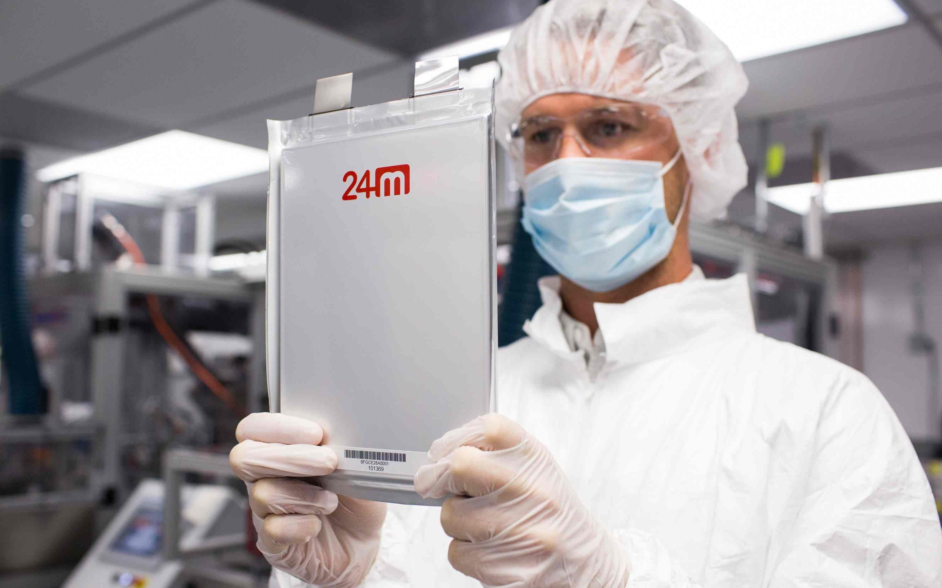 固态电池概念股集体欢呼后，全固态仍道阻且长