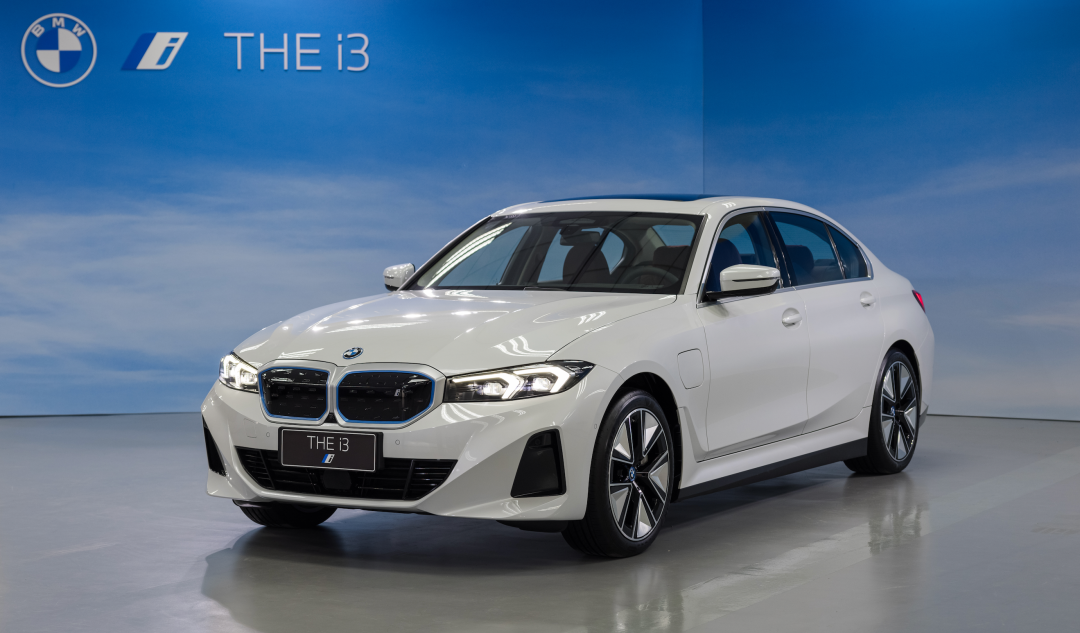 宝马i3打5折冲上热搜,17万多的宝马是否真香?