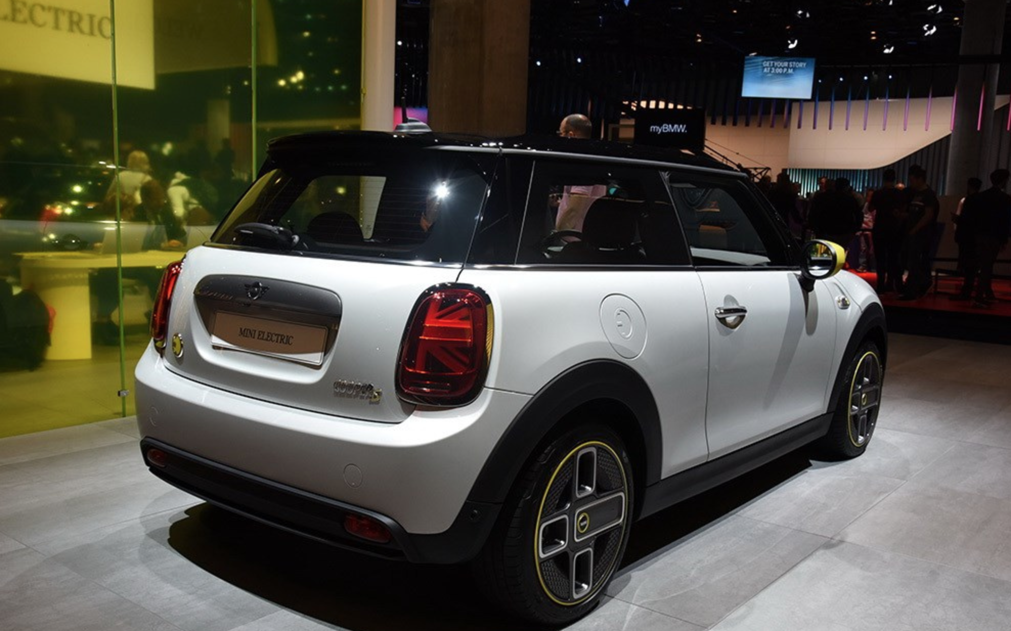 因电池故障，宝马全球召回Mini Cooper SE电动车型