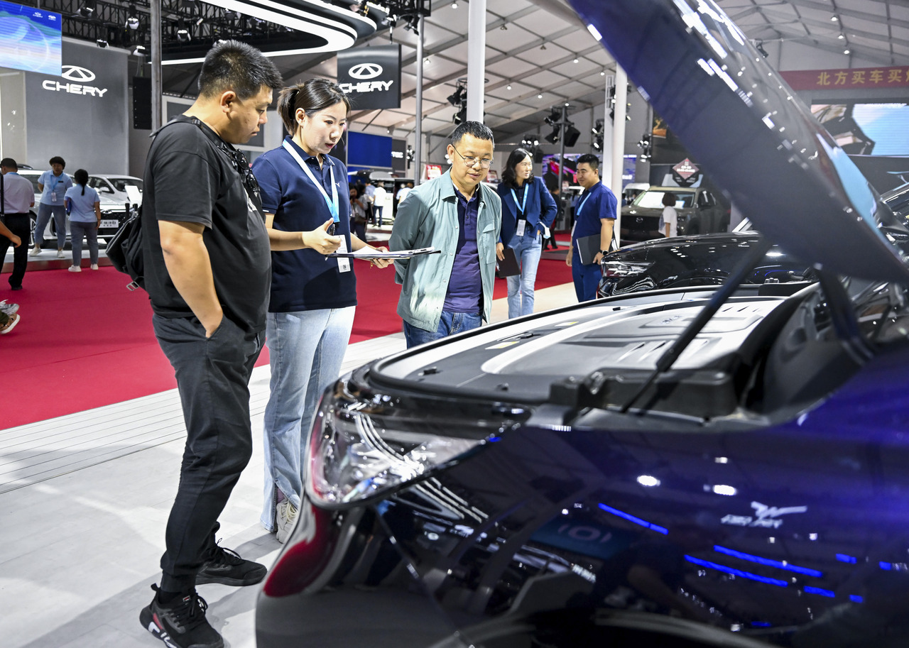 以旧换新补贴加码激发换车潮，“羊毛”如何薅？