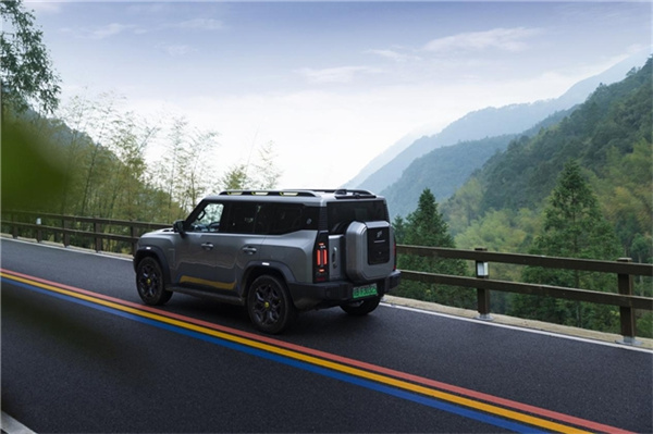 捷途速度再刷新，1-8月销量超2023全年， 山海L7成都车展预售再添助力