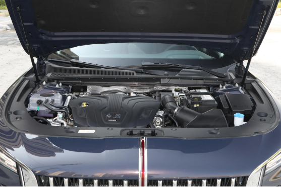 16万的帕萨特,12万的天籁,5万的帝豪!金九银十迎来燃油车的反击!