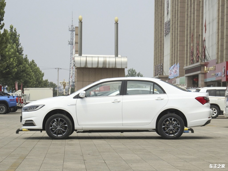 天津：个人乘用车置换新能源车给予1.5万元补贴