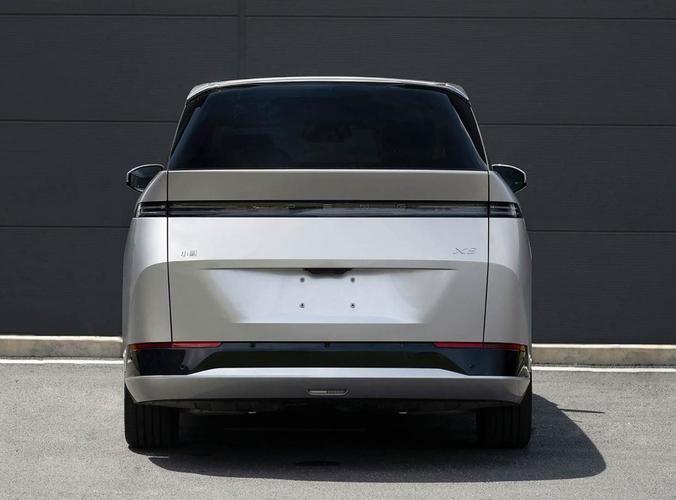 【国际快讯】特斯拉要求加拿大降低其中国产电动车关税；极星任命新首席执行官；图森未来就欺诈诉讼达成和解