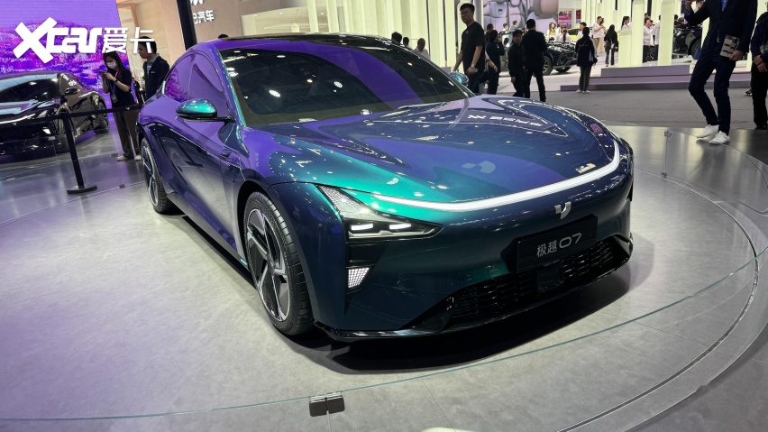 限时19.99万元起售，极越07上市即降1万元