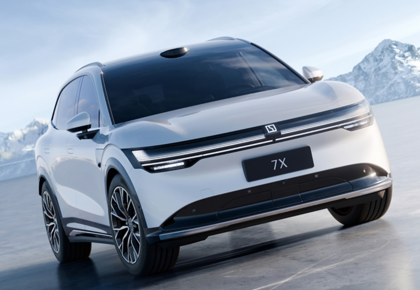 或搭载最新混动技术 吉利银河星舰7更多信息