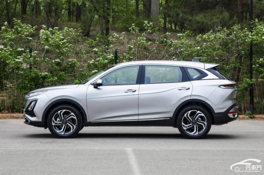 2025款奔腾T90官图发布 将于9月底上市