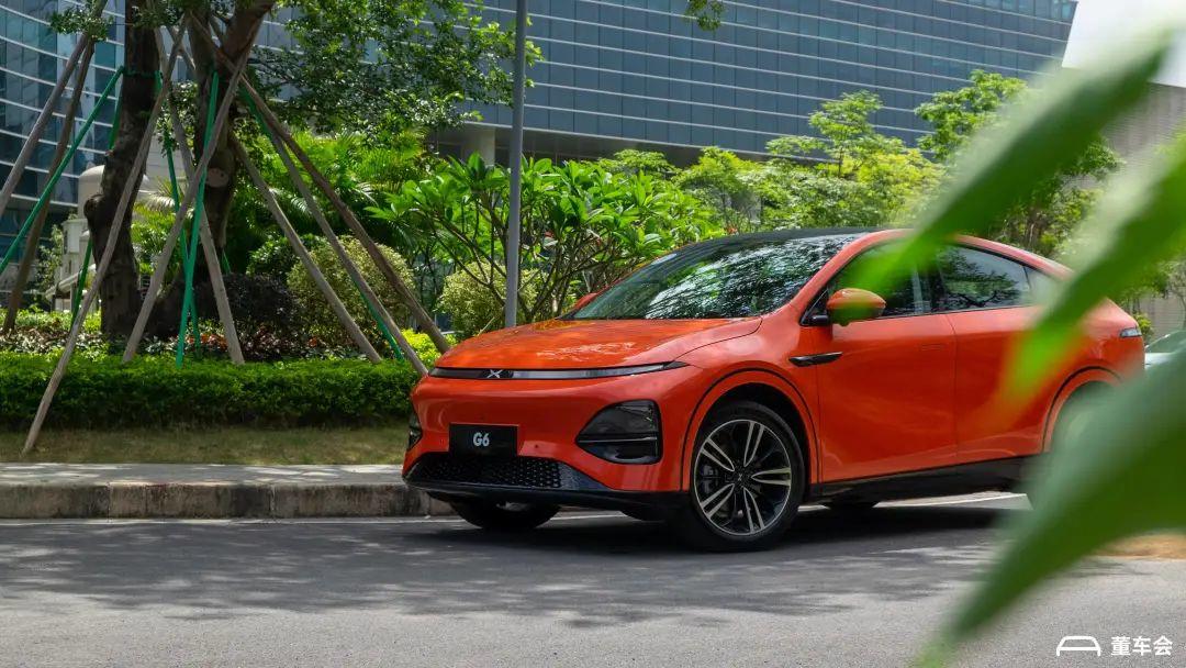 何小鹏：端到端模型能力有望实现L4自动驾驶；下阶段赛点是年销100万辆