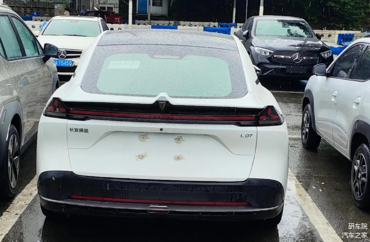 深蓝L07将于9月20日正式上市