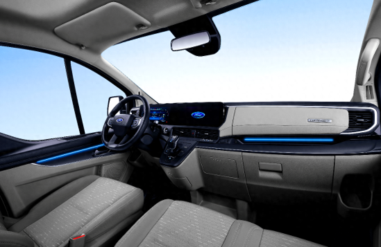 福特汽车申请新专利 或将配备带外部投影的抬头显示器