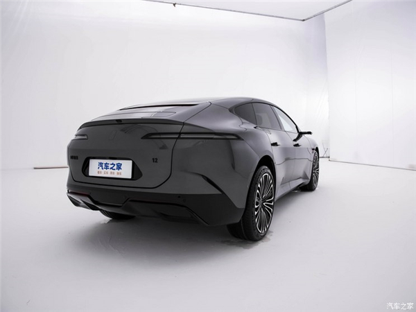 阿维塔12增程版将于10月上市