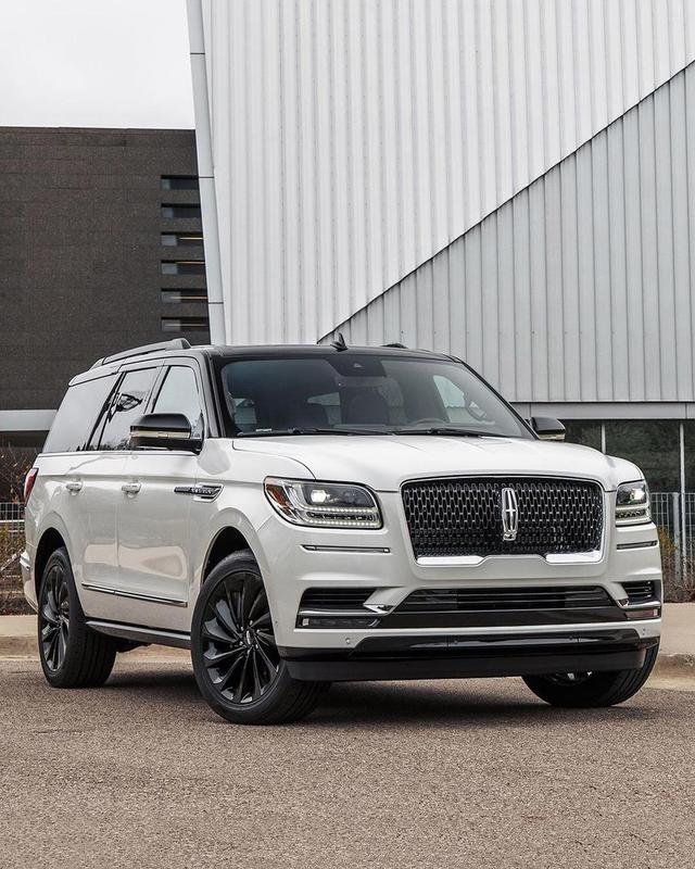 林肯领航员伯爵特别版上市 售价102.8万元