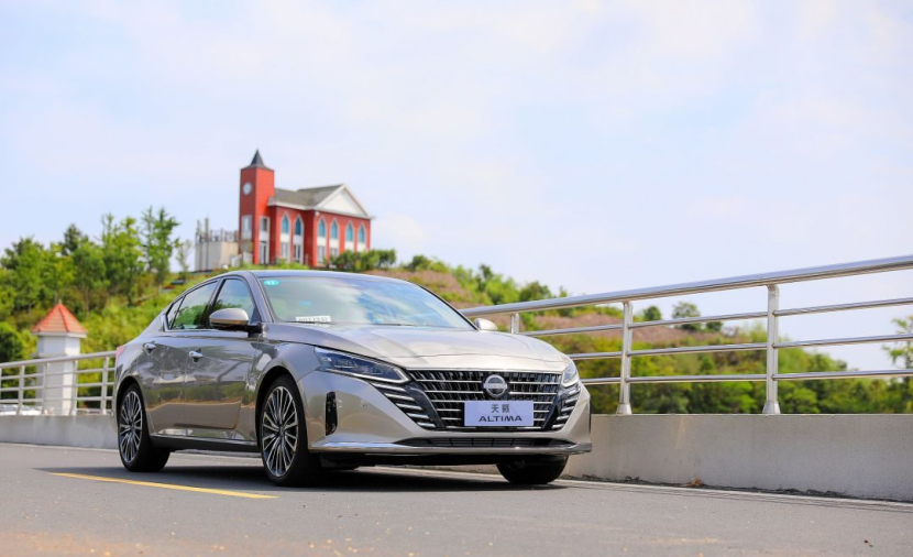 天籁12.78万起，这才是B级车该有的价格