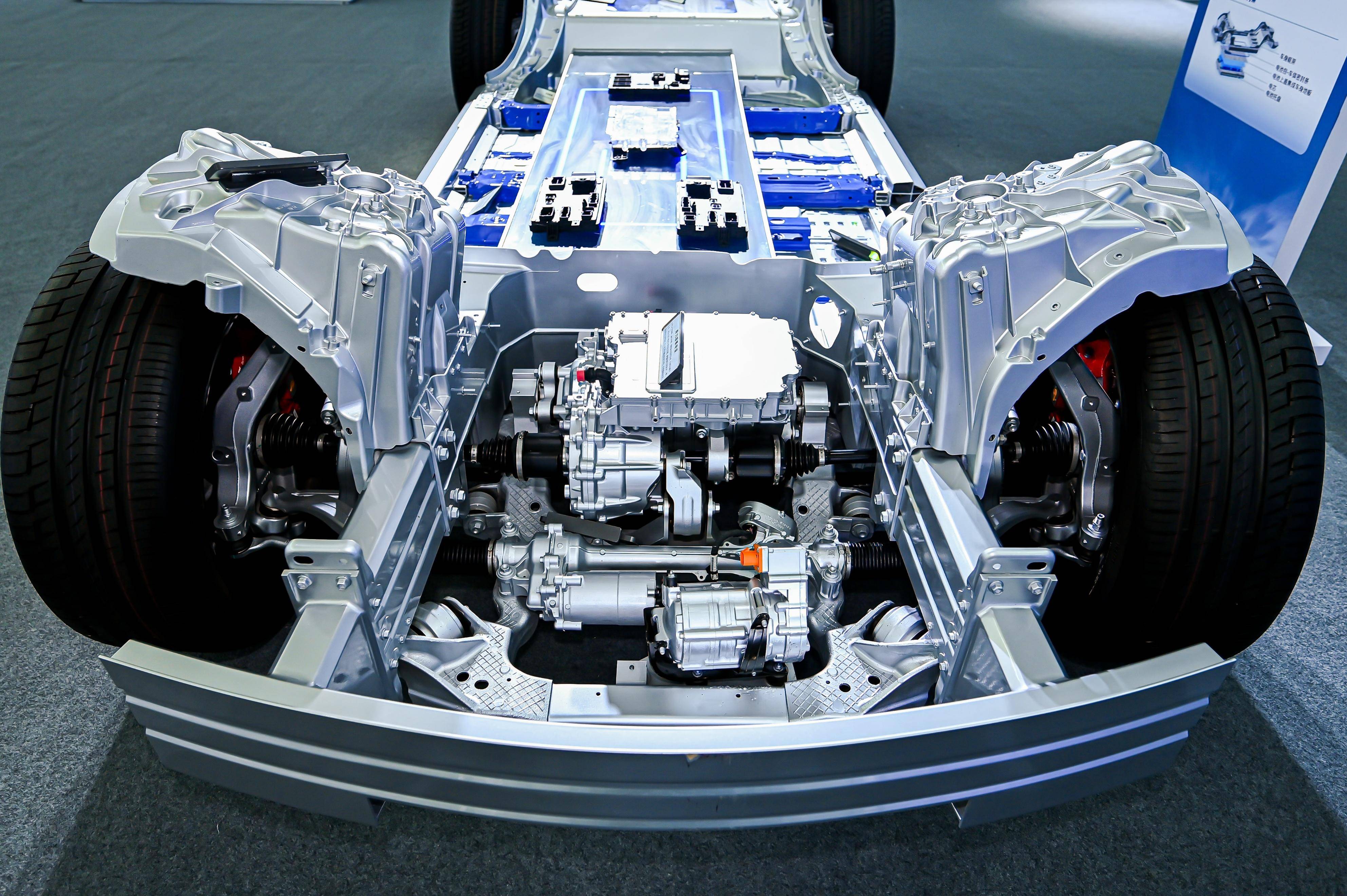 前三季度累计销售190万辆，长安汽车加速智电转型