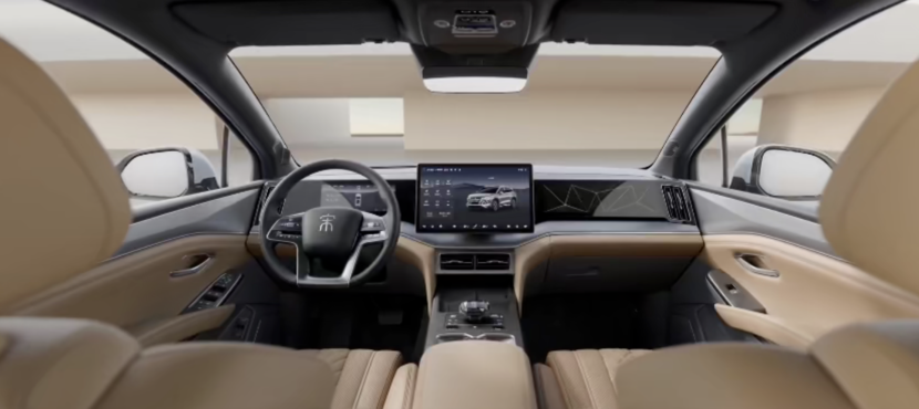 比亚迪海狮05 DM-i内饰官图曝光