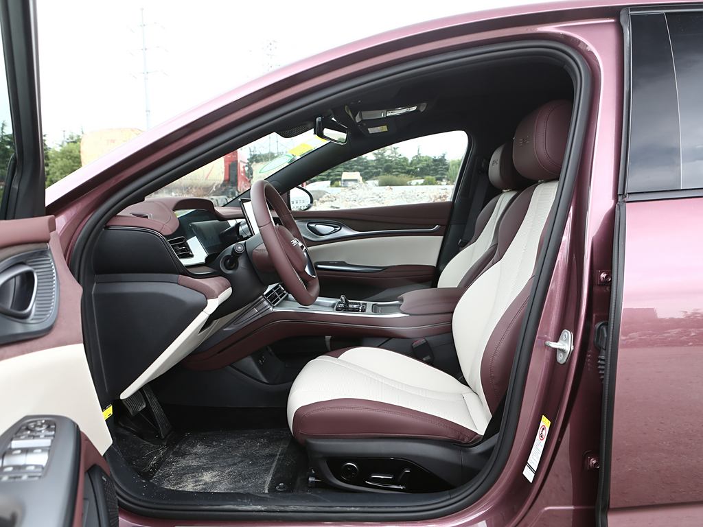 比亚迪海狮05 DM-i内饰官图曝光