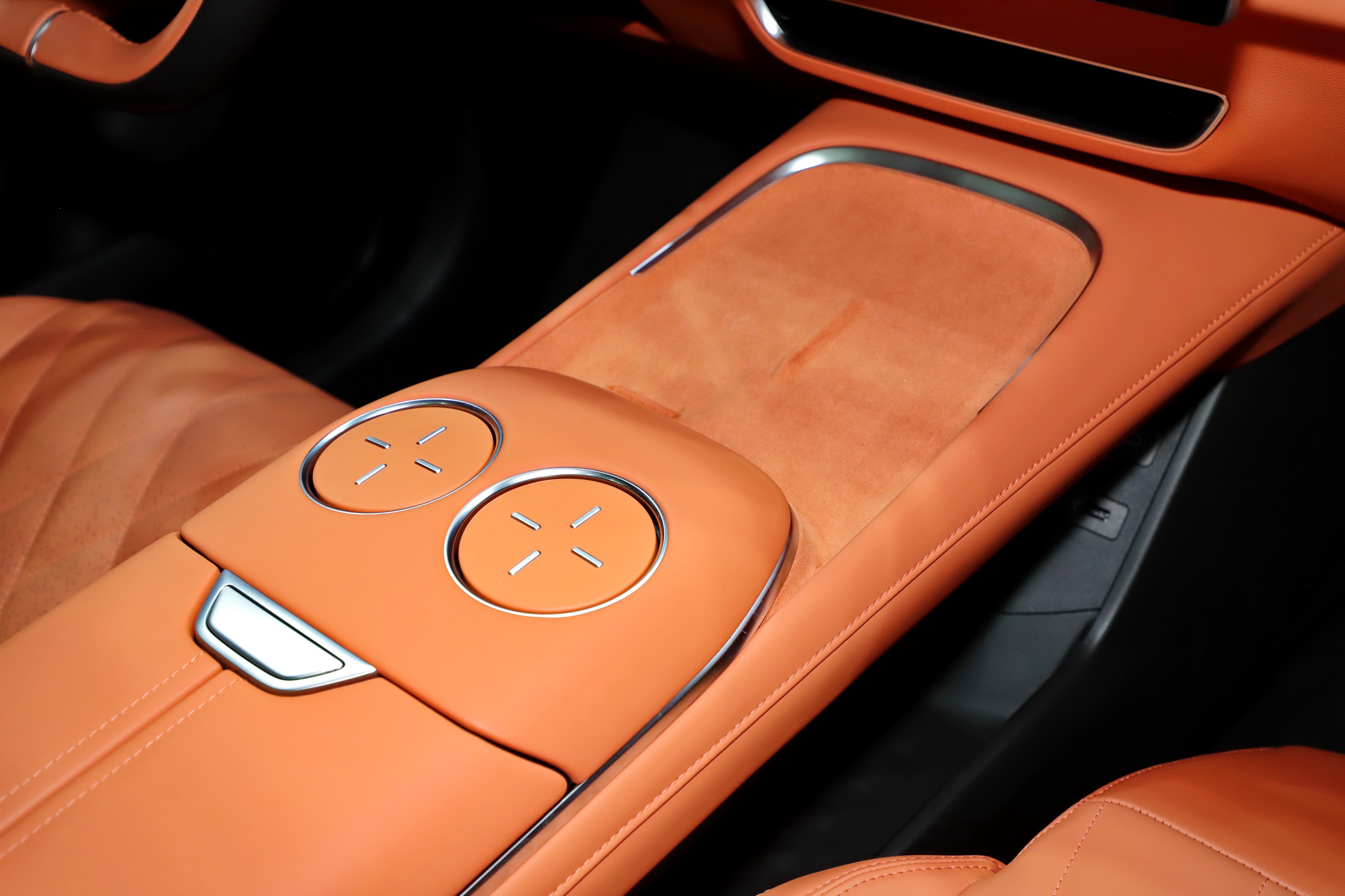 爆款气质已现?深蓝S07累计订单超3万辆