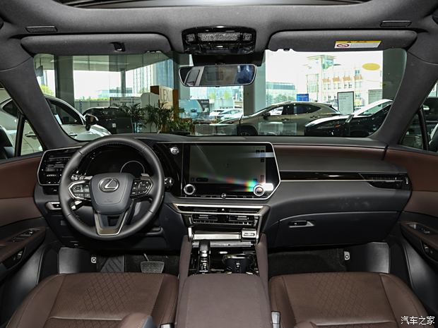 雷克萨斯RX 300骏享版上市 售价38万元