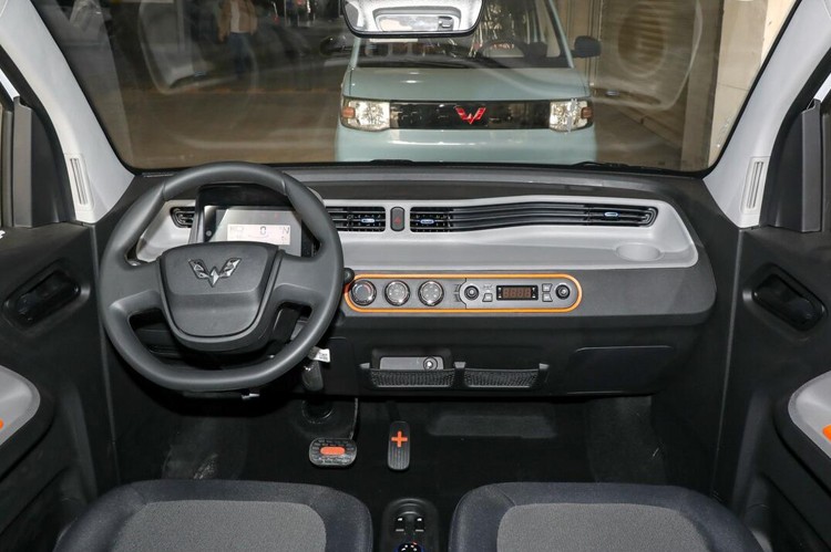 6.98万元起，五菱宏光纯电版正式上市