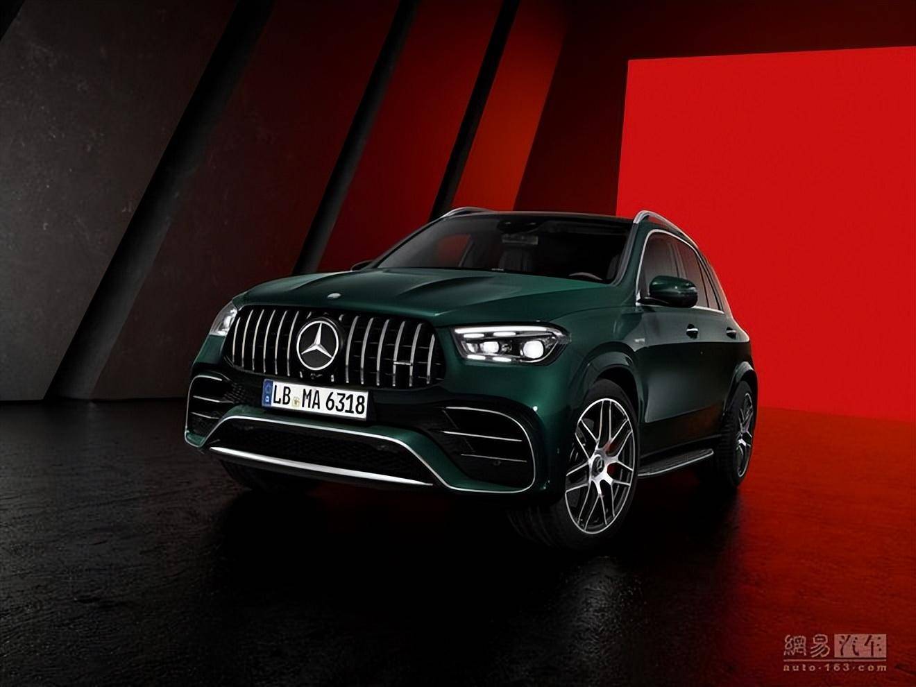 新款AMG GLE 53上市 售价110.28-117.08万元