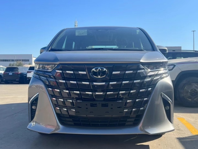 丰田埃尔法将推插混版车型 纯电续航71km