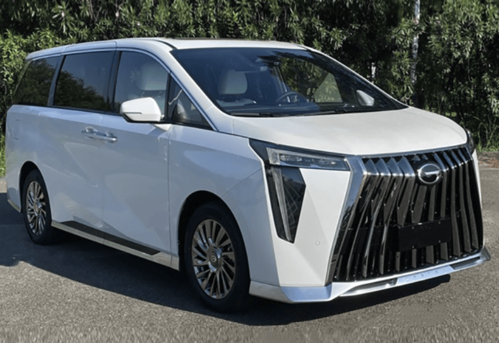 星纪元E08推动量产落地：以共创之名，做最懂用户的MPV