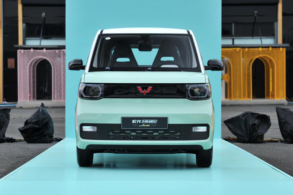 全新五菱宏光MINIEV三门版实车谍照曝光