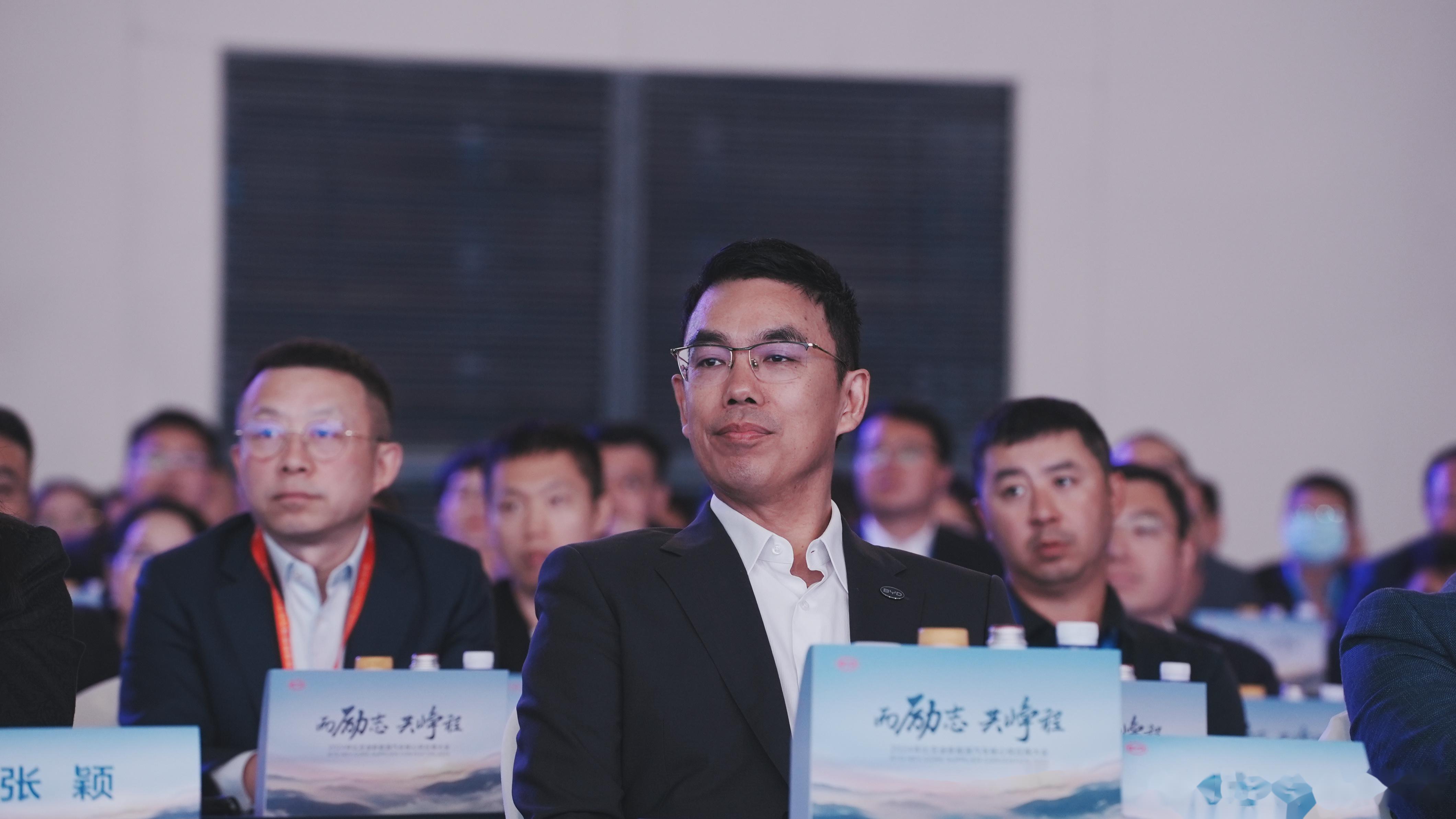 专业标准和非标紧固件制造商,人民标准件邀您参会 | 第六届汽车新供应链大会