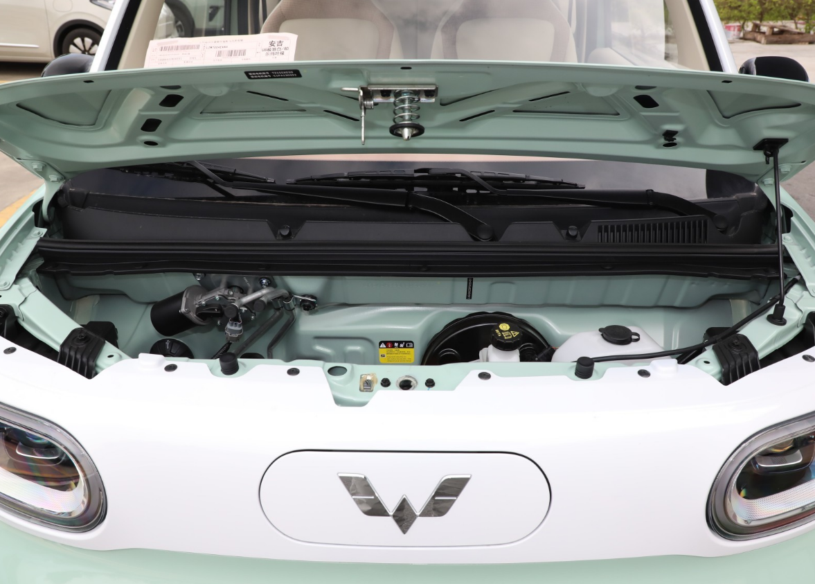 邓智涛：长安马自达转型冲刺，第二款新能源车明年亮相