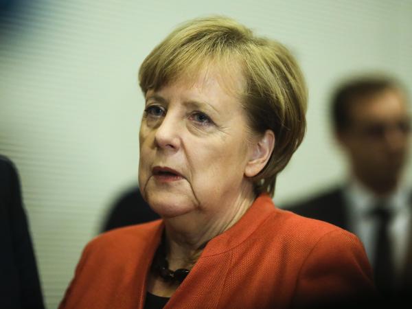 德国总理：欧盟正制定电动汽车激励计划