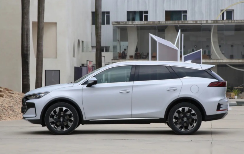 比亚迪唐DM-i智驾版上市，售价17.98万-21.98万元