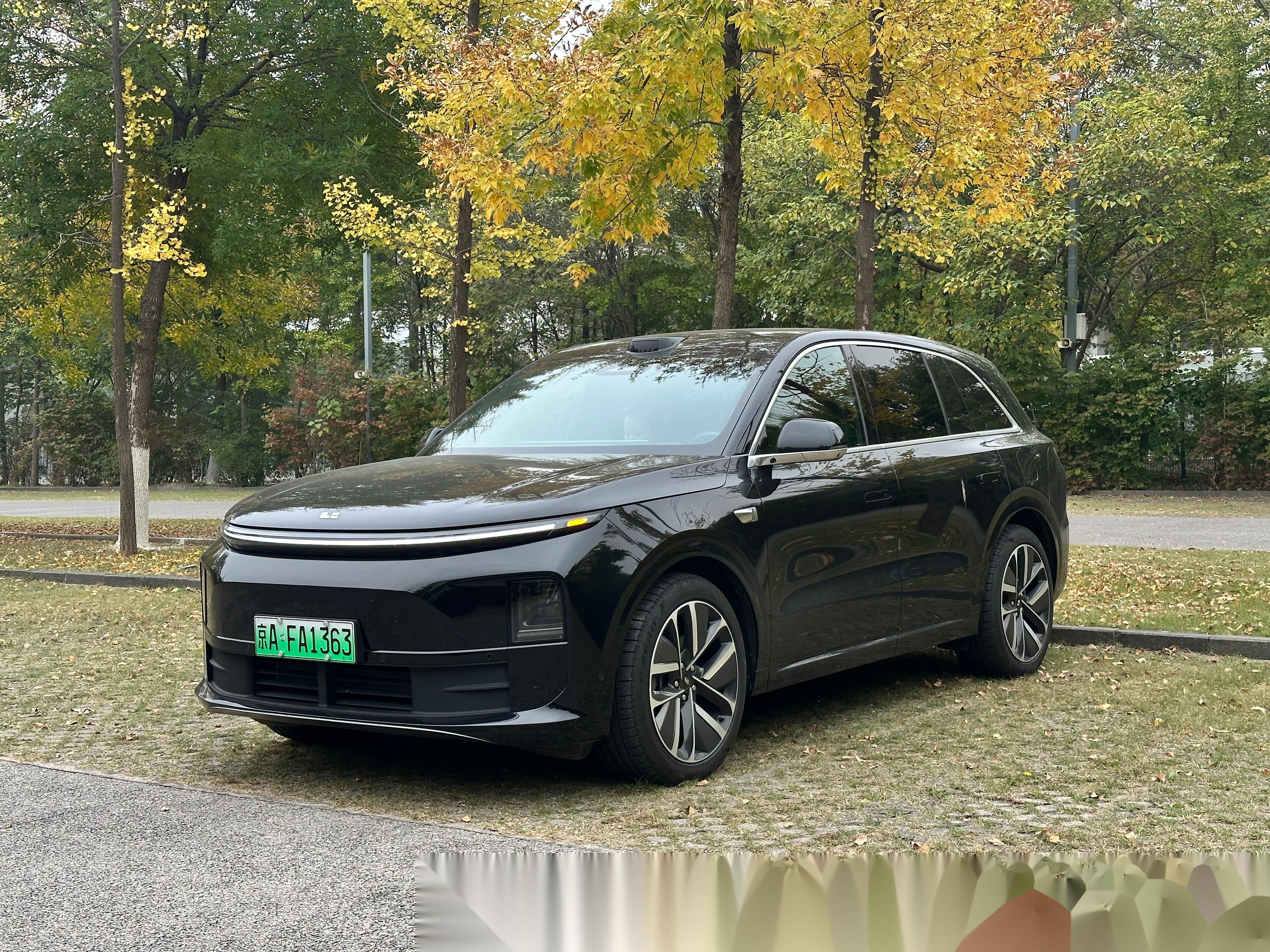 理想汽车自研碳化硅功率芯片完成装机