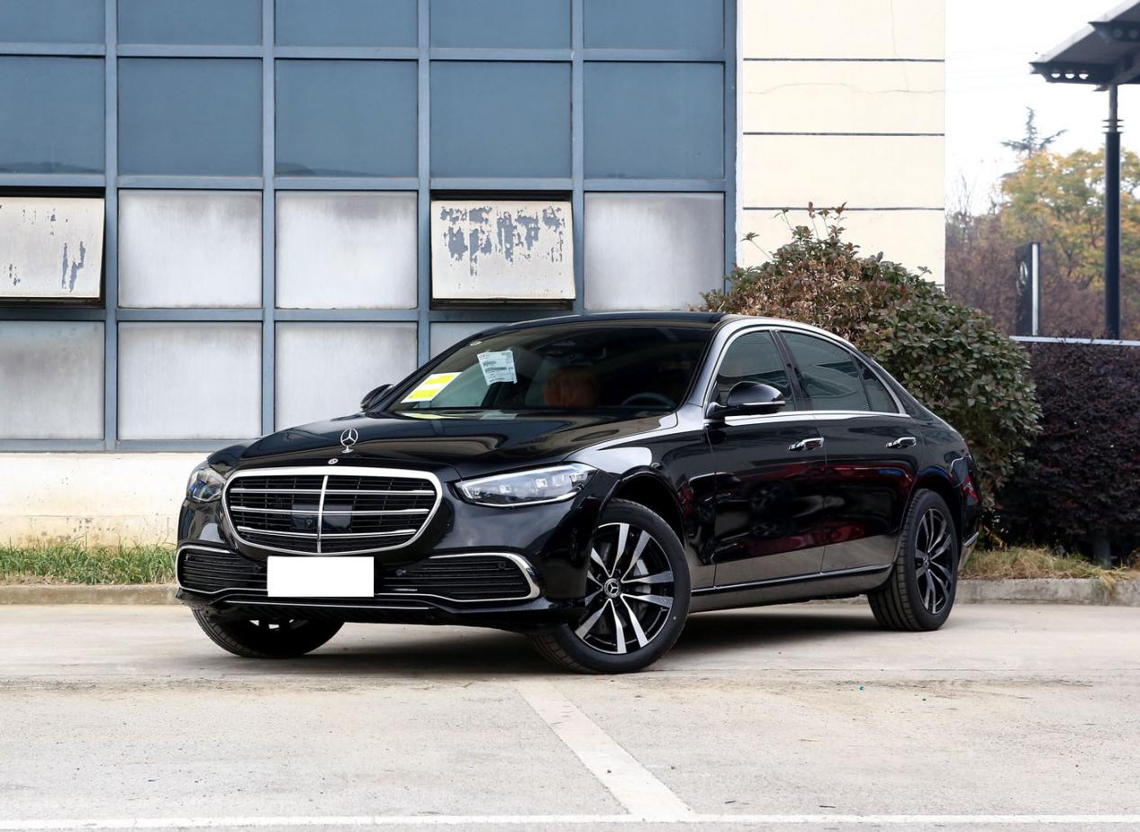 或年底首发亮相 新款奔驰S级路试曝光