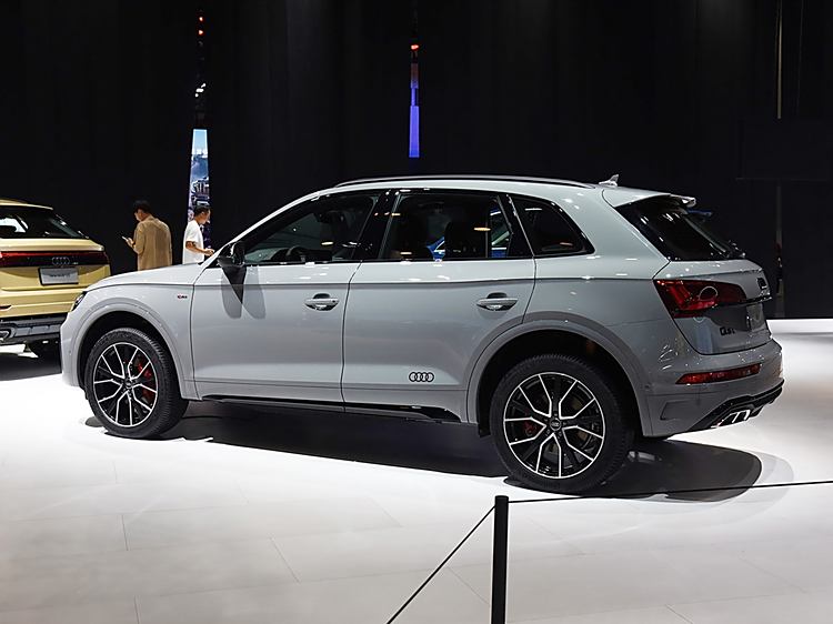 两种外观设计 全新国产奥迪Q5L谍照曝光