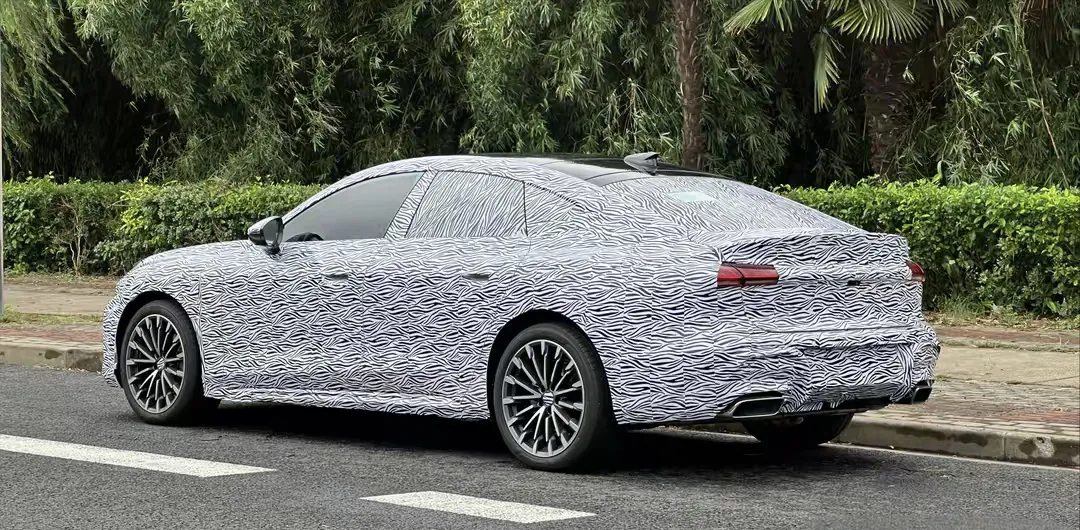 【盖世快讯】上汽华为合作首款车型信息曝光；全国充电桩突破1300万台