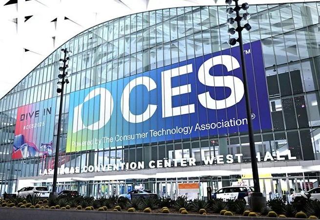 CES 2025：汽车科技的智能化新年“狂飙”