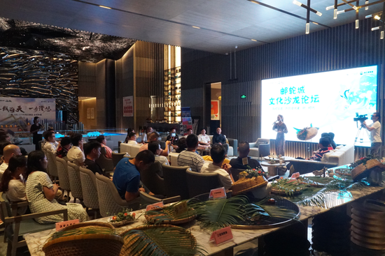 中国皮卡消费趋势沙龙热议油电时代破局之道