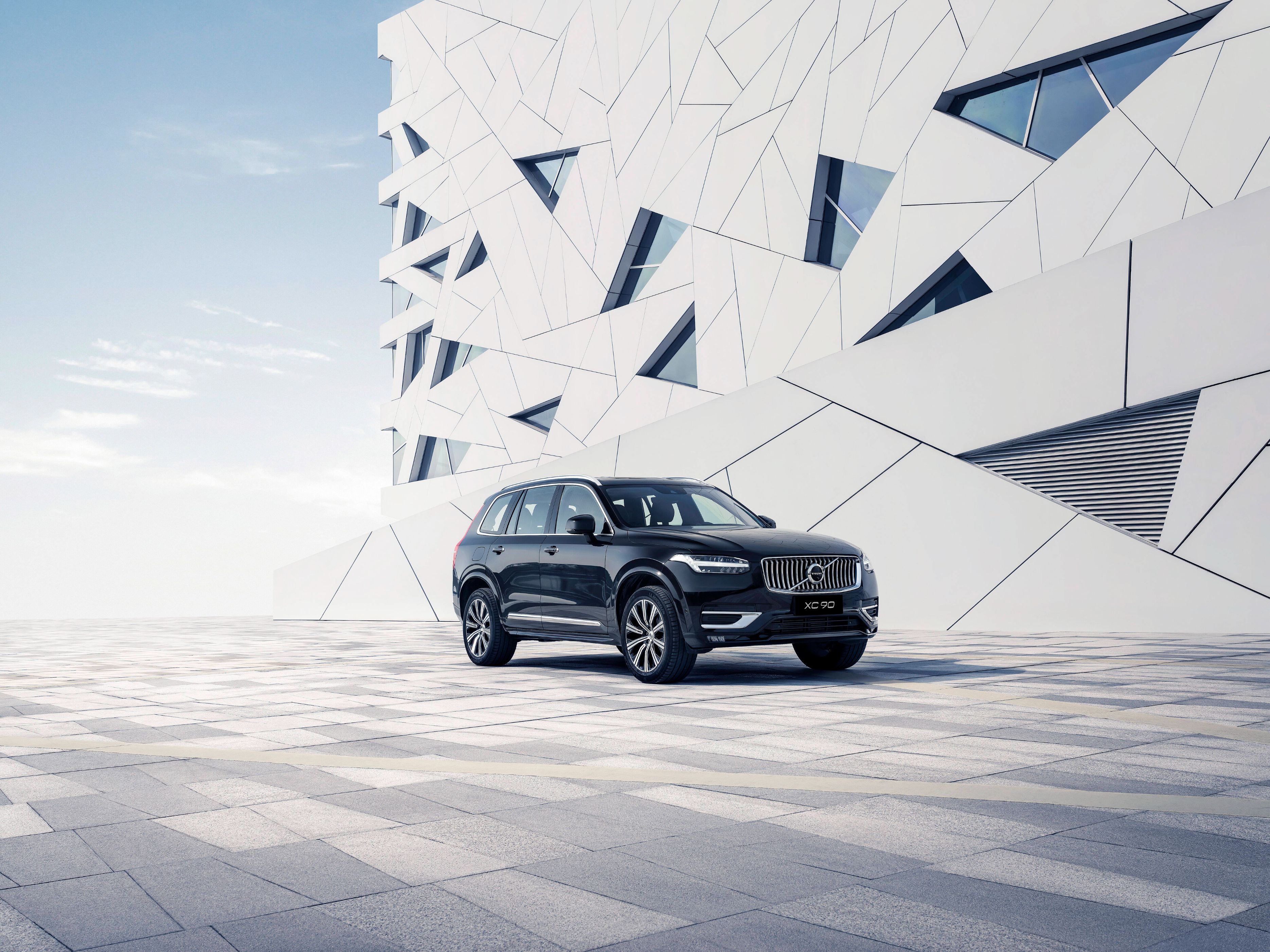 沃尔沃汽车1月全球销量同比下降5%，电气化车型销量大增17%